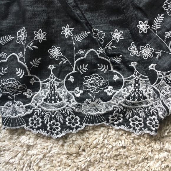 Floral Embroidered Chambray Shorts - Picture 3 of 4